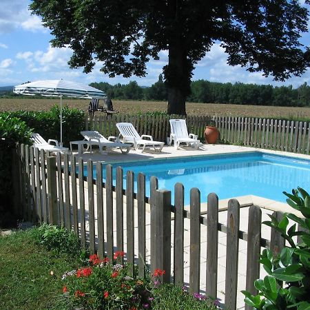 La Ferme Montplaisir Hotel Montesquieu-Volvestre Exterior photo